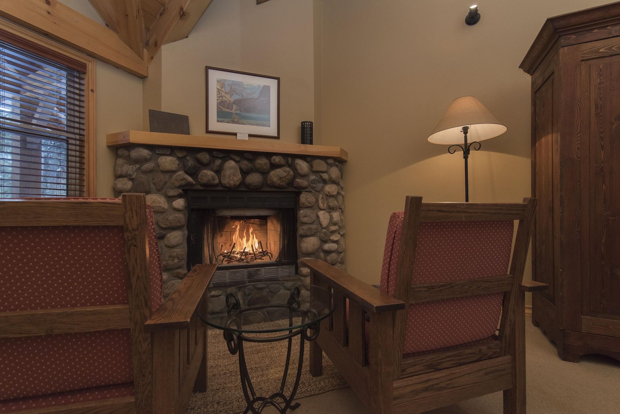 Buffalo Mountain Lodge Banff Ngoại thất bức ảnh